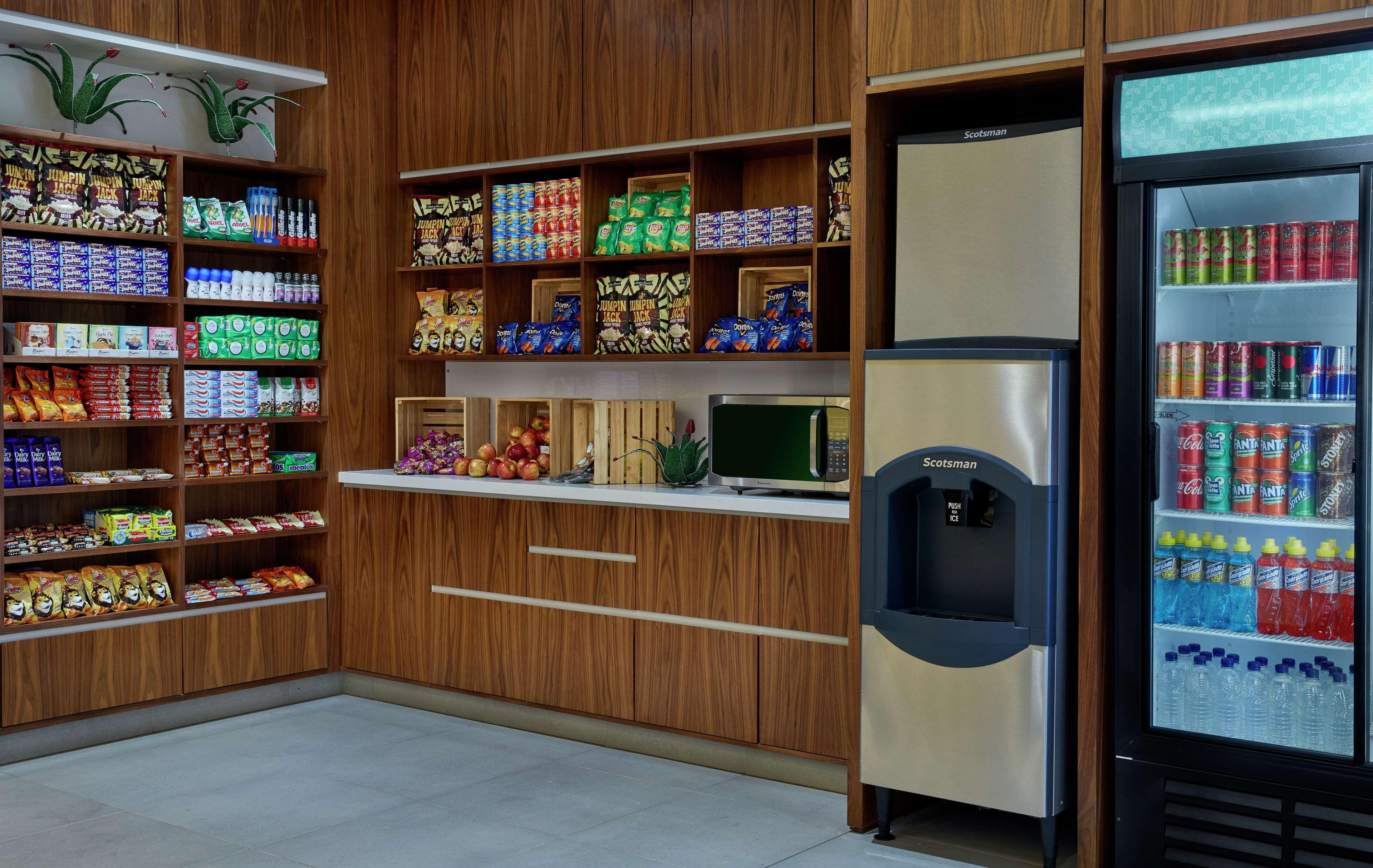 Hilton Garden Inn Gaborone, Botswana Εξωτερικό φωτογραφία
